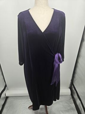Igigi Purple Velvet Wrap Midi Dress with Satin Side Tie 22/24 (6676)